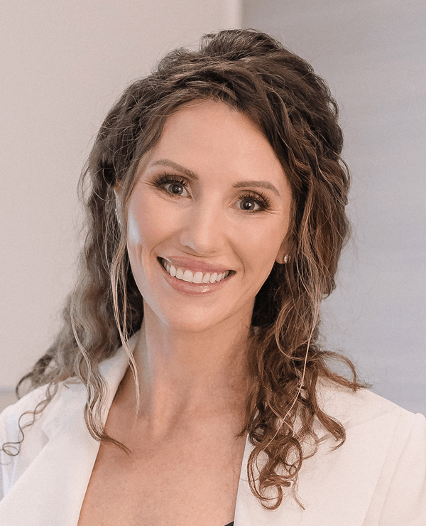 Amanda Piligan Headshot